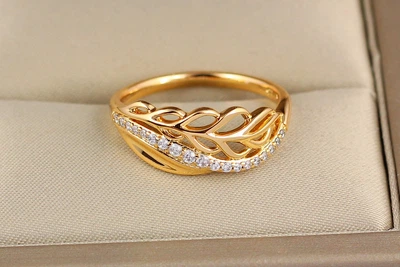 Кольцо Xuping Jewelry спелый колосок с волнистой полоской 8 мм р 17 золотистое