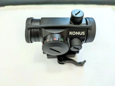 Приціл коліматорний KONUS NUCLEAR 1x22 з кріпленням швидкознімним
