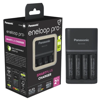 Зарядное устройство для аккумуляторов АА/ААА Panasonic Smart-Quick Charger + 4 AA 2500 мАч