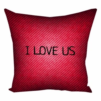 Подушка с принтом I Love Us