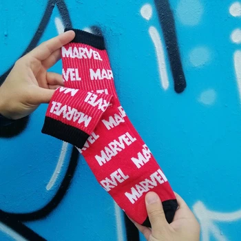 Носочки з принтами Marvel та написом зверху Розмір 25-27 основний колір Червоний