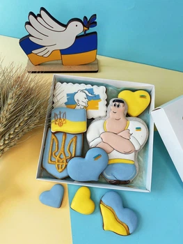 Імбирний пряник Sweets&joys Набір маленький Україна №1 15х15см