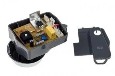 Плата управления + ручка (хром) для кух. комбайна Kenwood KW710359