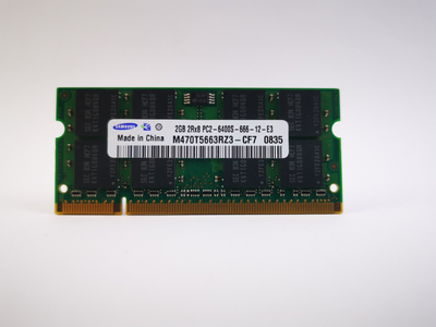 Оперативная память для ноутбука SODIMM Samsung DDR2 2Gb 800MHz PC2-6400S (M470T5663RZ3-CF7) 6698 Б/У -COPY-