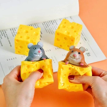 Іграшка атистрес С51441 SQUIRREL Мишенятко з сиром