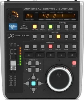 Универсальный USB контроллер Behringer X-Touch One