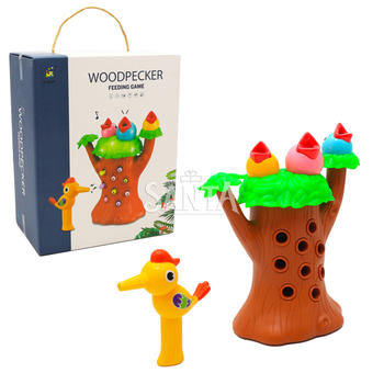 Розвиваюча гра «Нагодуй пташеня» WOODPECKER сортер на магнітах 25*14*28 см (228K47)