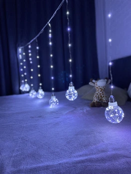 Праздничная светодиодная гирлянда из лампочек Лампочка 3м 10 ламп 80 LED Холодный белый