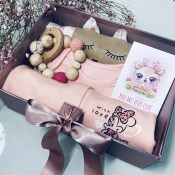 Дитячий подарунковий набір для новонародженої дівчинки Gift HUB Бебі бокс для малюка Б28