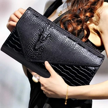 Женский вечерний клатч Smooza лаковый черный (1324-black-2)