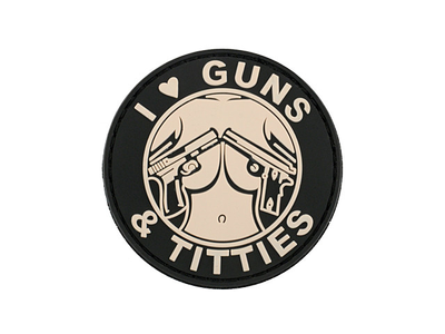 Нашивка GUNS & TITTIES PVC 2 8FIELDS