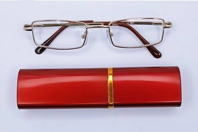 Металеві окуляри в тубусі Ochi червоний +3,5