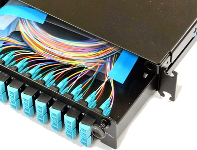 Оптическая панель Corning 48xLC Duplex MM (OM3), splice bridge 1U Черная (LAN1-96AD-BRDG-B)