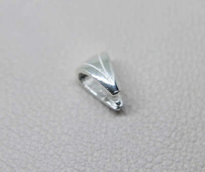 Ушко для кулона серебряное 7,3х5,1 mm 0,5 г