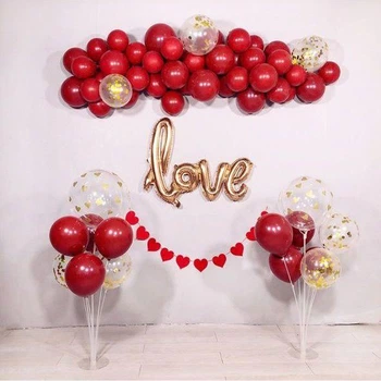 Фотозона Из Шаров Love
