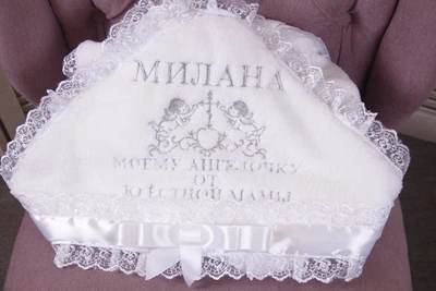 Крыжма с именем махровая (ЛЮБОЕ ИМЯ) Ангелы белая 95х95 см