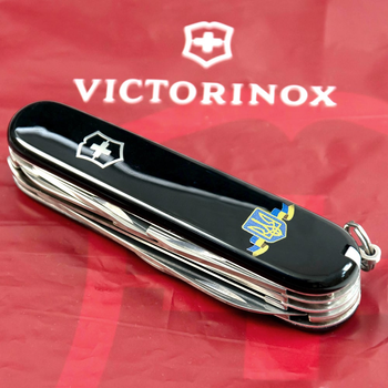 Ніж складаний швейцарський 91 мм/15 функцій Victorinox HUNTSMAN UKRAINE Чорний/Герб України зі стрічкою