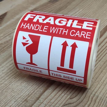 Этикетка в рулоне "FRAGILE" 100Х100 мм (500) (арт. 02141)