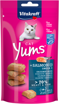 Лакомство для кошек Vitakraft Yums с лососем и Омега-3 40 г (4008239288233)