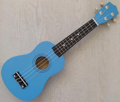 Укулеле HM Soprano Light Blue 21" + медиатор, дополнительная струна