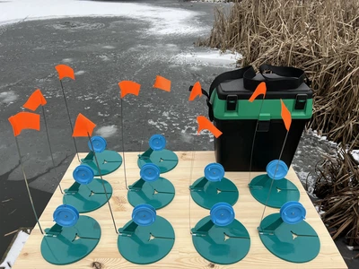 Набор зимних жерлиц BratFishing 10шт + ящик 35см на 40см Зеленый