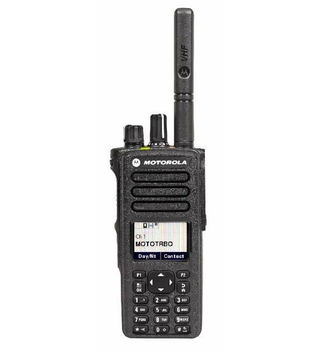 Рация военная усиленная Motorola MotoTRBO DP4800e VHF 5 Вт шифрование AES-256 с усиленной антенной радиус до 25 км