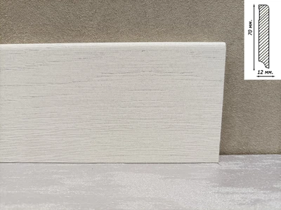 Плинтус Luciano к LVT/SPC 2400x70x12 Светло-серый PVC517