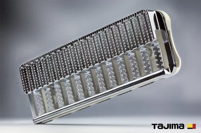 Рубанок рашпиль для гипсокартона TAJIMA TBY-D180 1109-0881