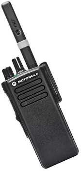 Рация цифровая тактическая военная Motorola DP4400E VHF (136-174MHz)/ В комплекте: батарея 2100mAh, клипса, антенна, зарядное устройство