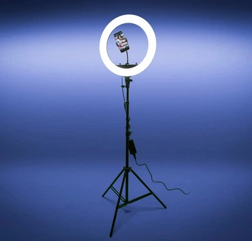 Кольцевая лампа 45 см DeLux LED Professional HQ-18" (55W) с точной регулировкой света на штативе 80-200 см / Держатель для телефона(смартфона) / Сумка