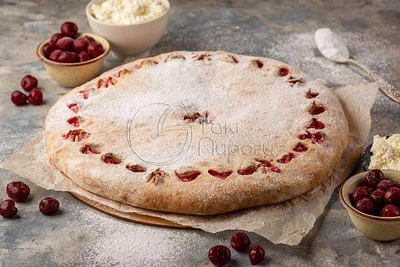 Пирог с творогом и вишнями, 1200 г