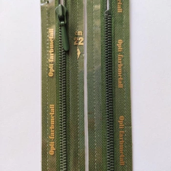 Молния крашенный металл неразъемная 4 Opti, травяной, 220
