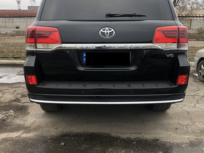 Обвес юбка заднего бампера Executive Lounge Toyota Land Cruiser 200 стиль 2019 / 2021 с хромом, цвет черный GBT для Toyota Land Cruiser 200 2015-2021 (6759)