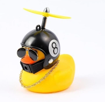 Утка резиновая в шлеме Бешеная утка (Crazy Duck) в черном шлеме бильярдный шар 8 с пропеллером и габаритом (799846617) Желтая
