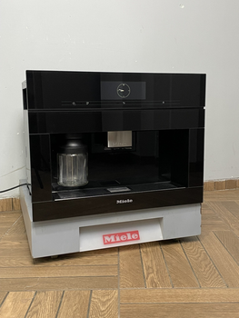 Вбудована Кавомашина Miele CVA 7845 Б\В