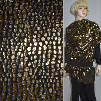Мех искусственный черный с золотым штампом капли ш.150 (21308.001)