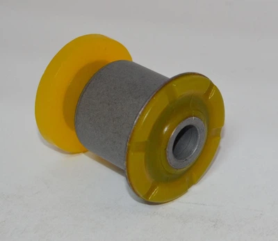 Полиуретановый сайлентблок нижний задней цапфы и рычага VAG 7L0 505 312 B v18 Polybush 020009-53135-v18 Poly Bush (02000953135V18)