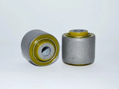 Полиуретановый сайлентблок задней поперечной тяги General Motors 93858034 v18 Polybush 020520-65319-v18 Poly Bush (02052065319V18)