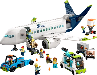 Zestaw klocków LEGO City Samolot pasażerski 913 elementów (60367)