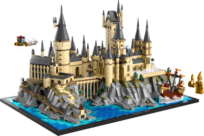 Конструктор LEGO Harry Potter Замок і територія Гоґвортса 2660 деталей (76419)