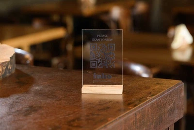QR меню акриловое