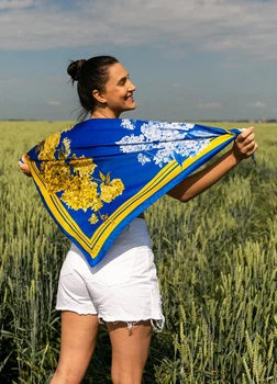 Хустка патріотична (атлас) 90х90 см (С90150-2)