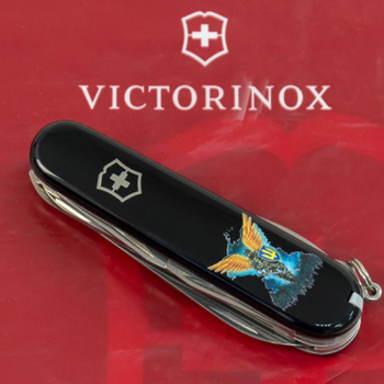 Ніж Victorinox Huntsman Ukraine Black "Янгол ЗСУ" (1.3713.3_T1061u)