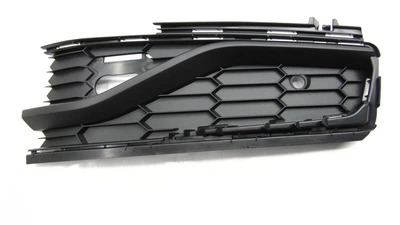 Решетка в бампер AVTM Skoda Kodiaq 17- правая под ПТФ Шкода Кодиак АМ0048305