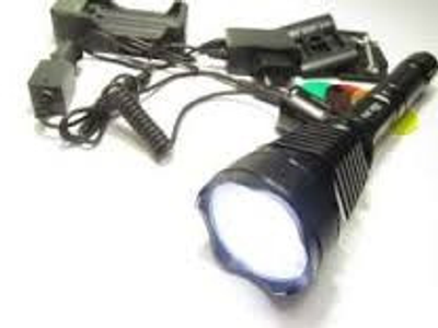 Підствольний ліхтар 1000 люмен Police BL-Q2800-XM-T6 158000 W (ICL44)