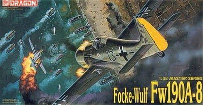 Сборная модель 1/48 истребитель Focked-Wulf Fw 190A-8 Dragon 5502
