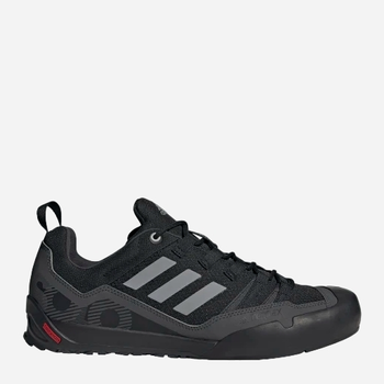 Чоловічі кросівки для бігу Adidas Terrex Swift Solo 2 GZ0331 40.5 (7UK) 25.5 см Чорні (4064055908823)
