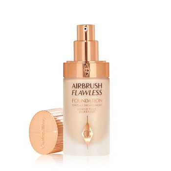 Тональная основа для лица Charlotte Tilbury Airbrush Flawless Foundation (30 мл) 3 NEUTRAL
