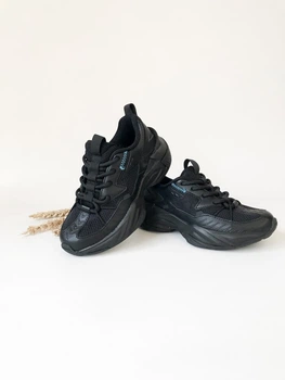 Детские кроссовки ZARA 29 р 18.3 см черный артикул К134