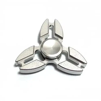 Спиннер треугольный Fidget Spinner Flower Triangle